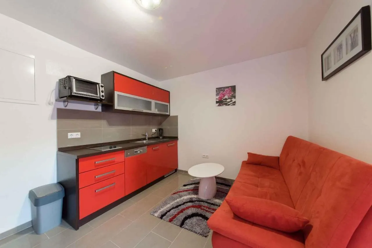 Apartments In Starigrad-Paklenica 36667