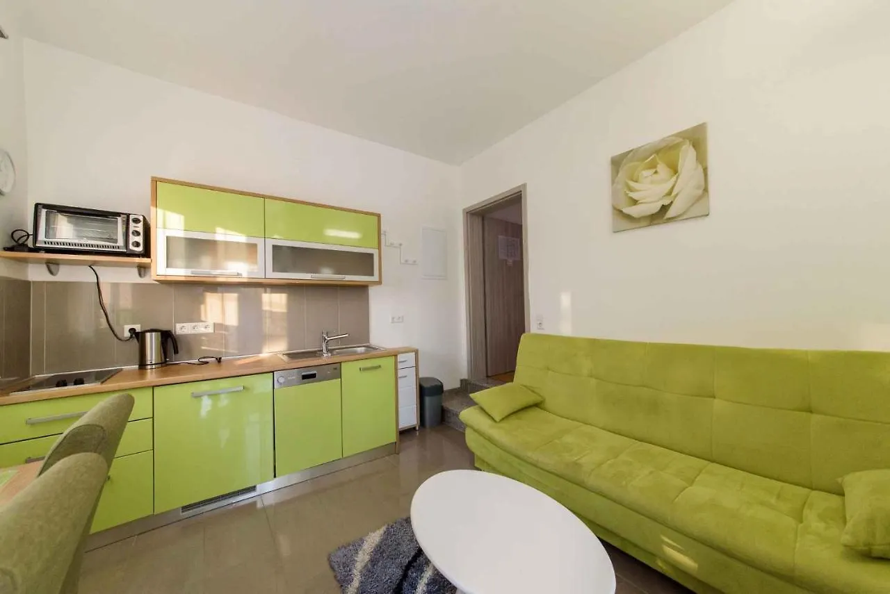 Apartments In Starigrad-Paklenica 36667