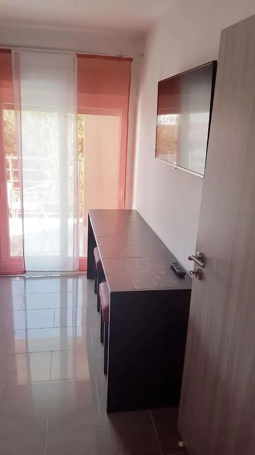 Apartments In Starigrad-Paklenica 36667