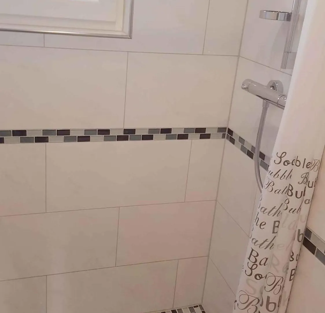 Apartments In Starigrad-Paklenica 36667 סטאריגרד-פקלניצה